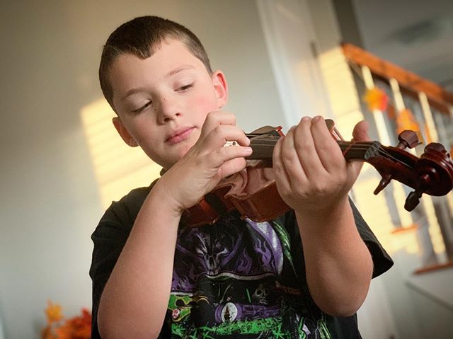 Me: “Where’s your bow dude?” Him: “Mom, they teach us pizzicato, or pizz for short, before we are taught with a bow. Pizz is the art of plucking!”