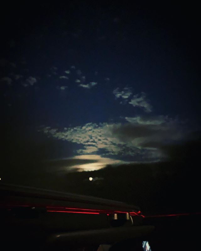 First topless nighttime OIIIIIIO cruise and a beautiful moonrise ❤️✌🏻❤️